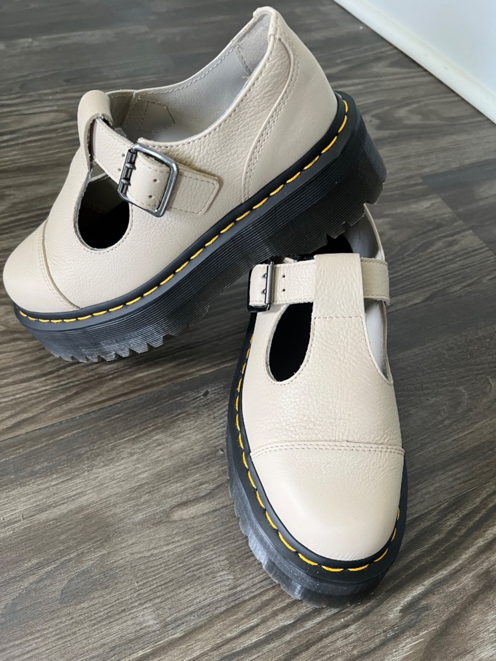 Dr. Martens Cream Platform Mary Janes - US 7 - Picture 2 of 8